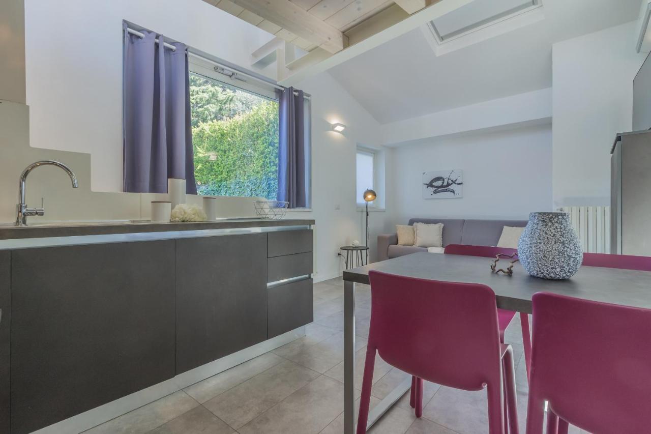 La Terrazza Di Marta Apartman Varenna Kültér fotó