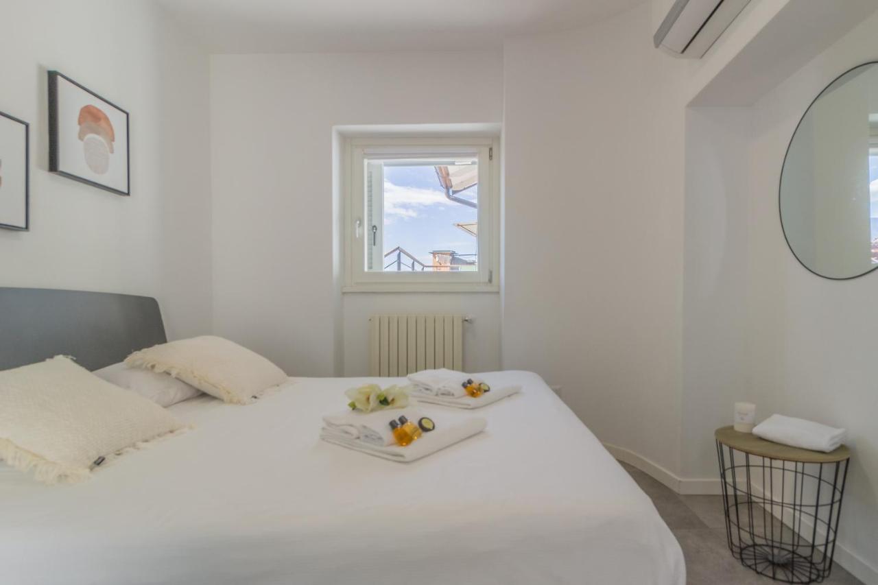 La Terrazza Di Marta Apartman Varenna Kültér fotó